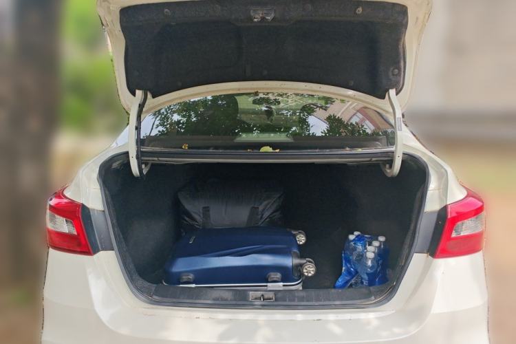 Used Nissan Sylphy 2021 Classic 1.6XE CVT Comfort Edition Trunk