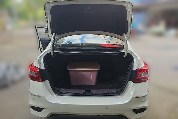 Used Nissan Sylphy 2021 Classic 1.6XL CVT Luxury Edition Trunk