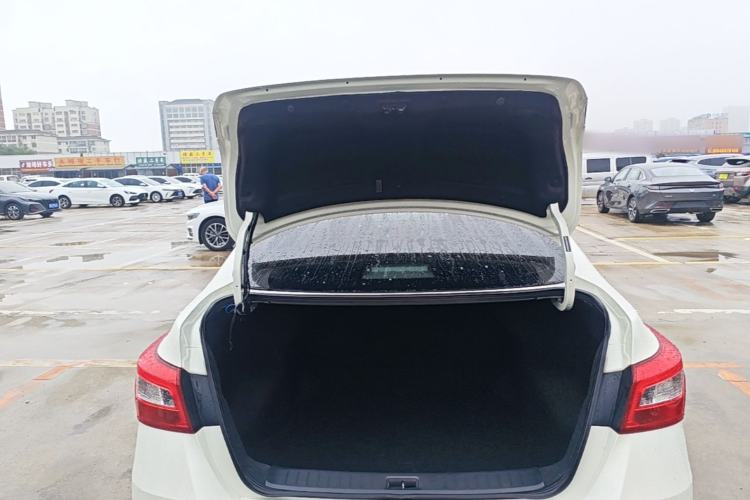 Used Nissan Sylphy 2021 Classic 1.6XL CVT Luxury Edition Trunk