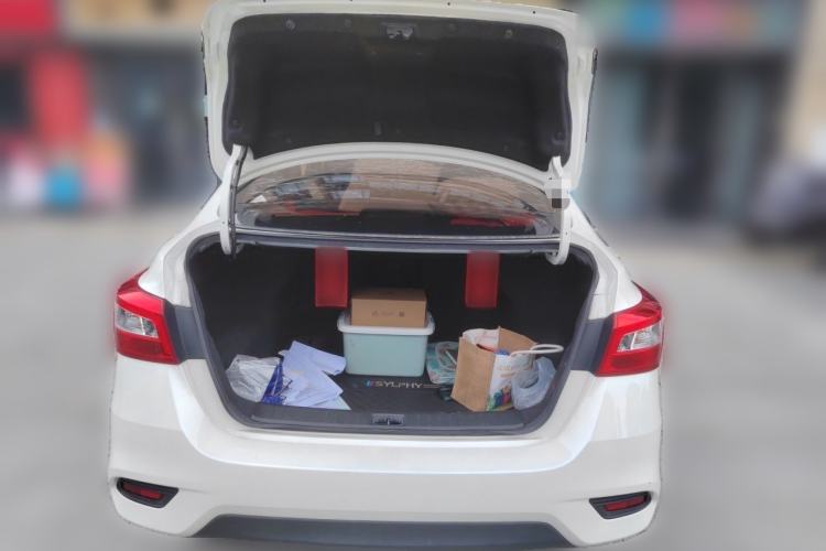 Used Nissan Sylphy 2021 Classic 1.6XL CVT Luxury Edition Trunk
