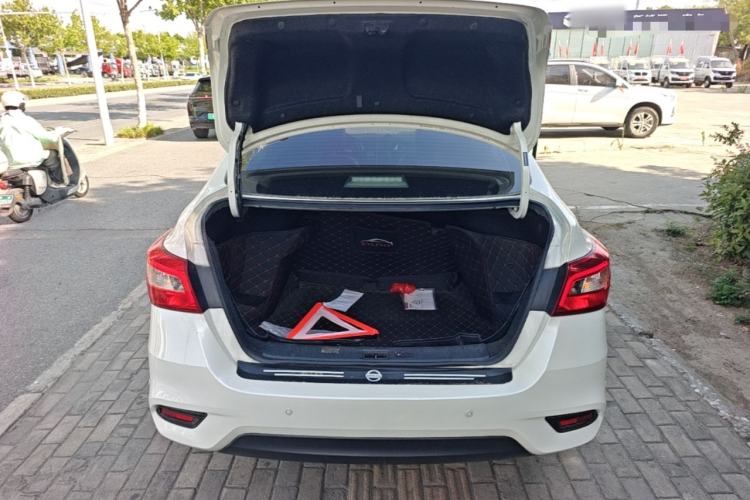 Used Nissan Sylphy 2021 Classic 1.6XE CVT Comfort Edition Trunk