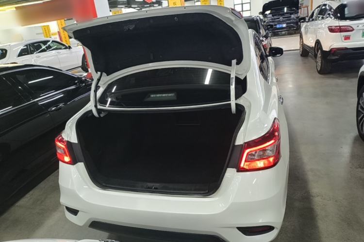 Used Nissan Sylphy 2021 Classic 1.6XL CVT Luxury Edition Trunk