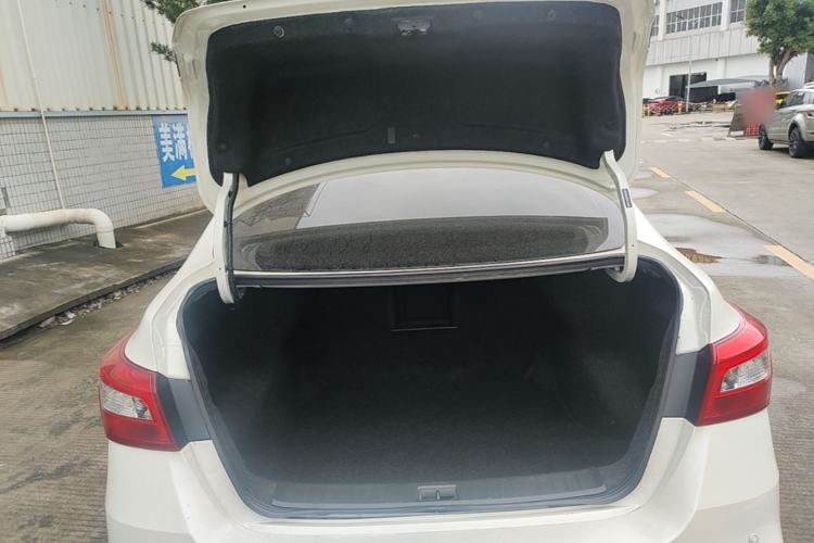 Used Nissan Sylphy 2021 Classic 1.6XL CVT Luxury Edition Trunk