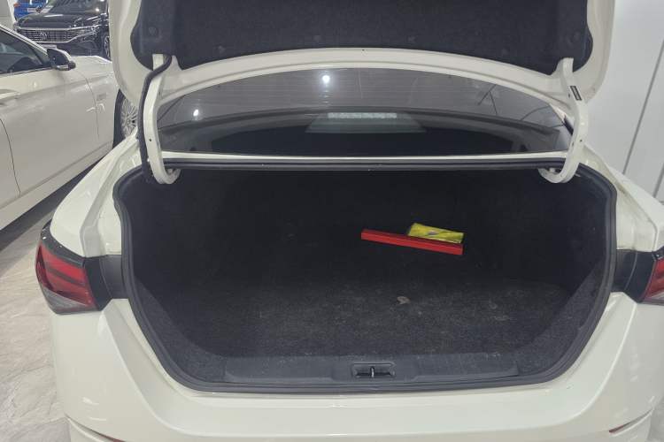 Used Nissan Sylphy 2021 1.6L XL CVT Enjoyment Edition Trunk