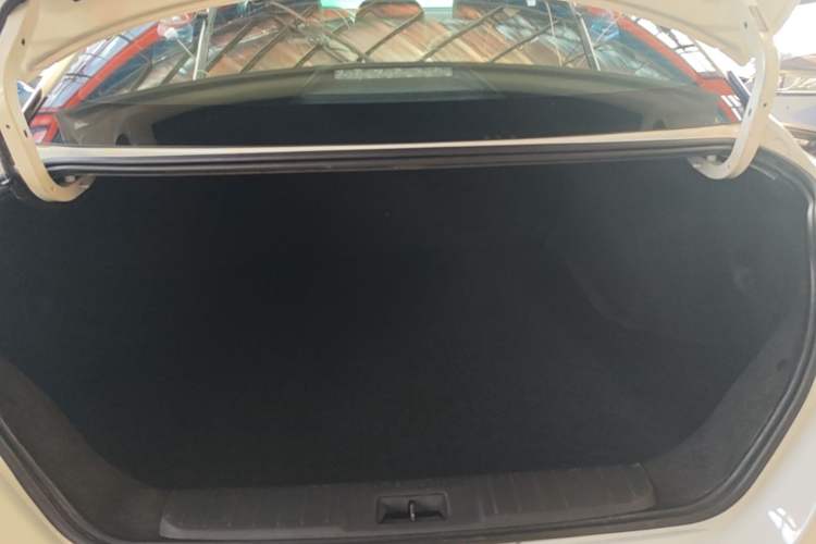 Used Nissan Sylphy 2021 1.6L XL CVT Enjoyment Edition Trunk