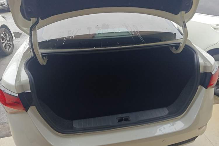 Used Nissan Sylphy 2021 1.6L XL CVT Enjoyment Edition Trunk