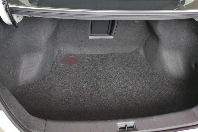 Used Nissan Sylphy 2021 Classic 1.6XE CVT Exclusive Edition Trunk