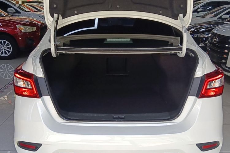 Used Nissan Sylphy 2021 Classic 1.6XL CVT Luxury Edition Trunk