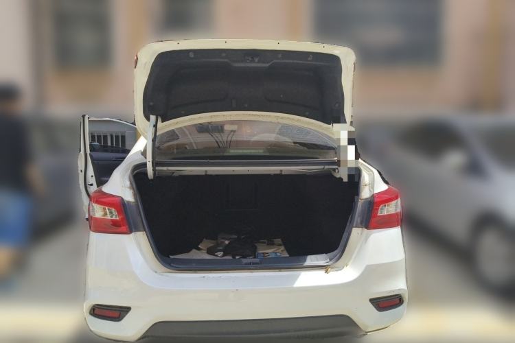 Used Nissan Sylphy 2021 Classic 1.6XL CVT Luxury Edition Trunk