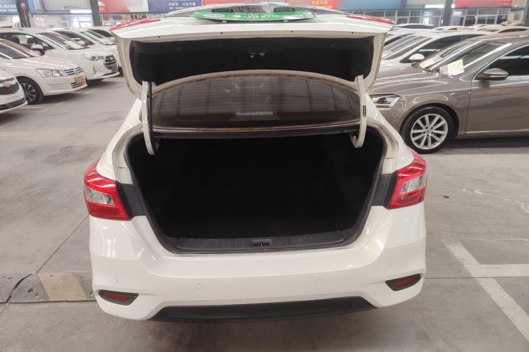 Used Nissan Sylphy 2021 Classic 1.6XE CVT Comfort Edition Trunk
