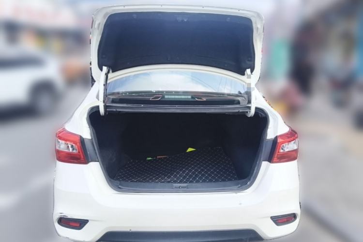 Used Nissan Sylphy 2021 Classic 1.6XE CVT Comfort Edition Trunk