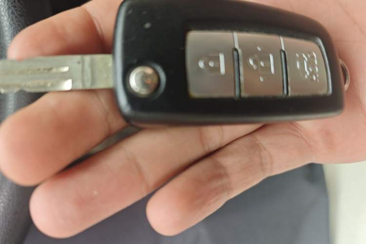 Used Nissan Sylphy 2021 Classic 1.6XE CVT Comfort Edition Vehicle Key