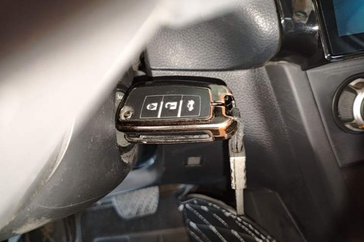Used Nissan Sylphy 2021 Classic 1.6XE CVT Comfort Edition Vehicle Key