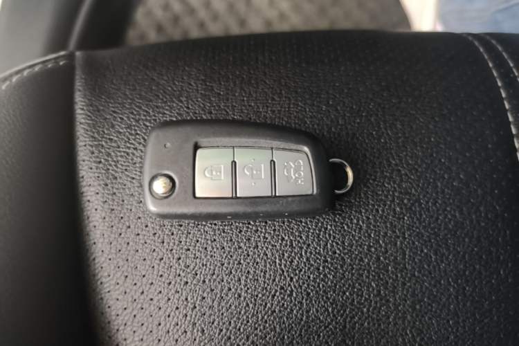 Used Nissan Sylphy 2021 Classic 1.6XE CVT Comfort Edition Vehicle Key