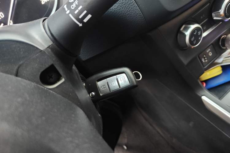 Used Nissan Sylphy 2021 Classic 1.6XE CVT Comfort Edition Vehicle Key