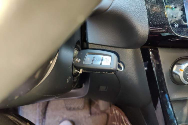 Used Nissan Sylphy 2021 Classic 1.6XL CVT Luxury Edition Vehicle Key