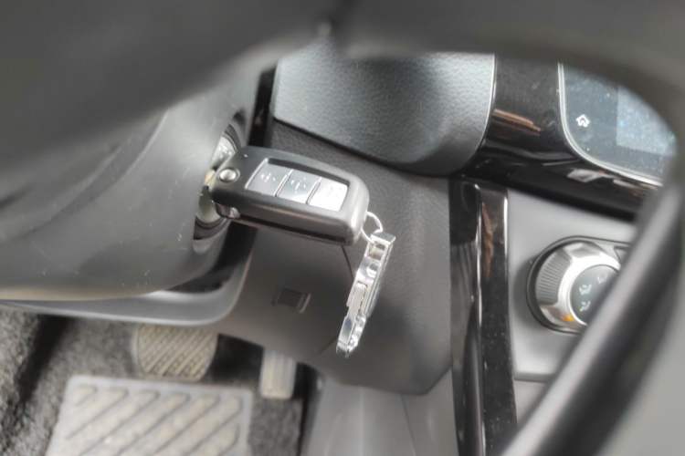 Used Nissan Sylphy 2021 Classic 1.6XL CVT Luxury Edition Vehicle Key