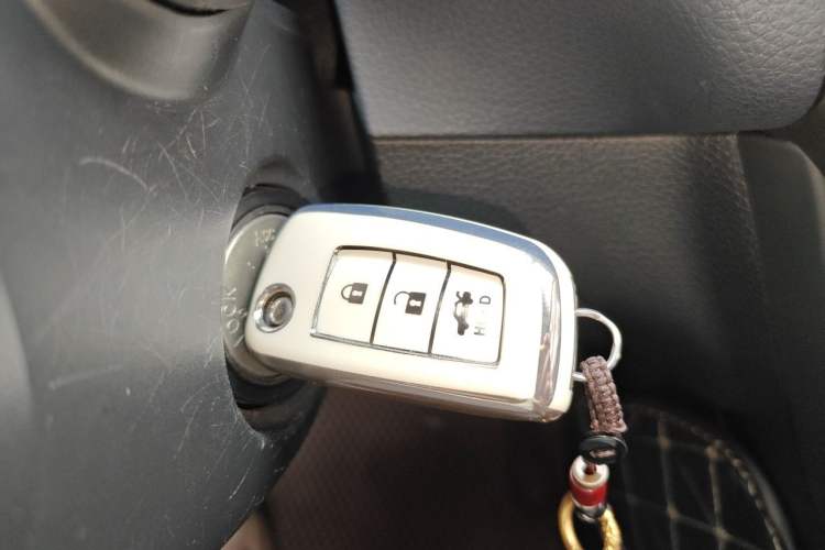 Used Nissan Sylphy 2021 Classic 1.6XE CVT Comfort Edition Vehicle Key