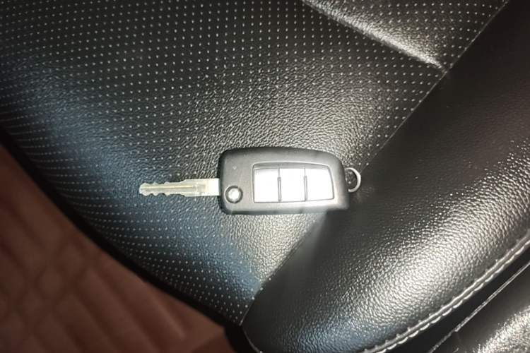 Used Nissan Sylphy 2021 Classic 1.6XL CVT Luxury Edition Vehicle Key