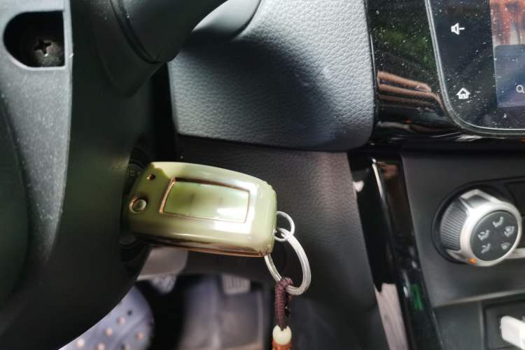 Used Nissan Sylphy 2021 Classic 1.6XL CVT Luxury Edition Vehicle Key