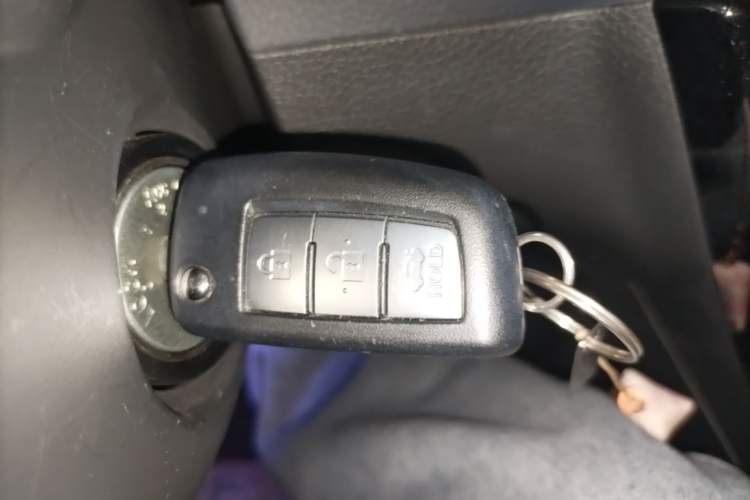 Used Nissan Sylphy 2021 Classic 1.6XL CVT Luxury Edition Vehicle Key