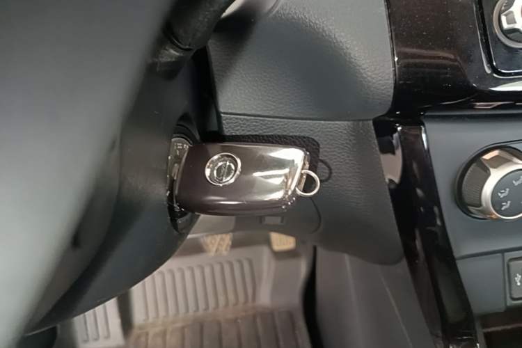 Used Nissan Sylphy 2021 Classic 1.6XL Manual Luxury Edition Vehicle Key