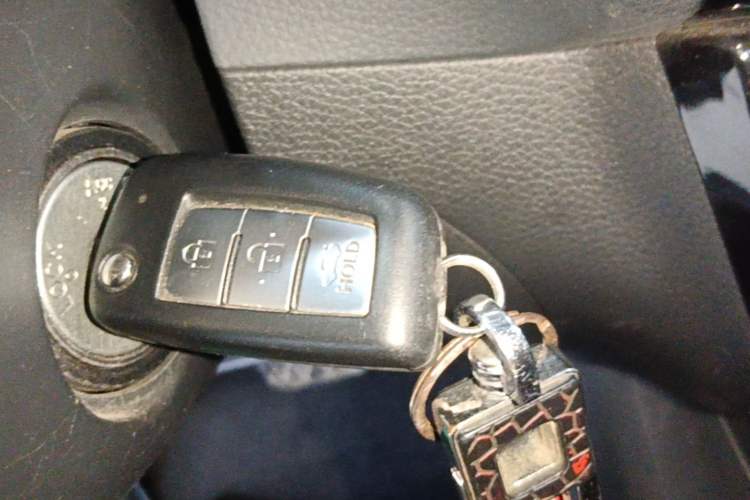 Used Nissan Sylphy 2021 Classic 1.6XL CVT Luxury Edition Vehicle Key