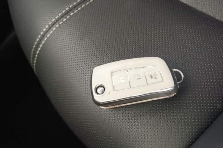 Used Nissan Sylphy 2021 Classic 1.6XL CVT Luxury Edition Vehicle Key