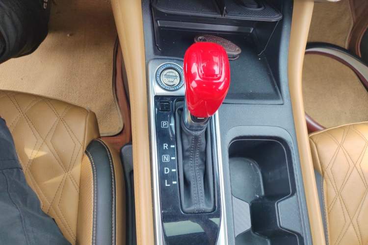 Used Nissan Sylphy 2021 1.6L TOP CVT Luxury Edition Gear Lever