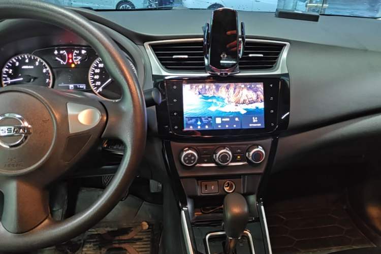 Used Nissan Sylphy 2022 Classic 1.6XL CVT Luxury Edition Audio And AC Panel