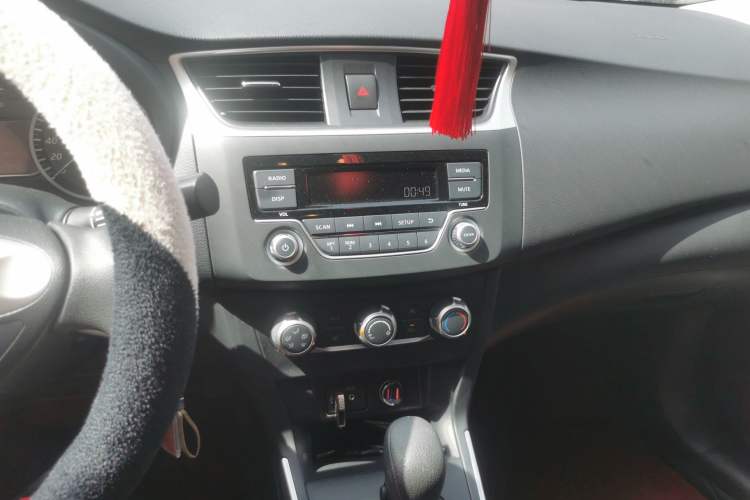 Used Nissan Sylphy 2024 Classic 1.6XE CVT Comfort Edition Audio And AC Panel