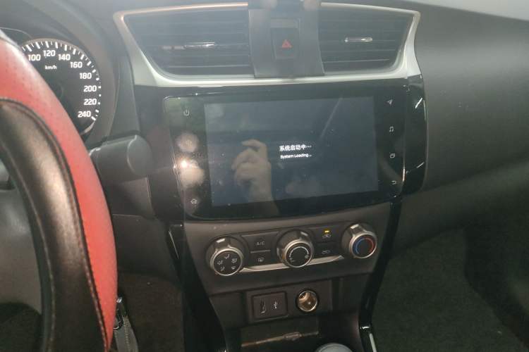 Used Nissan Sylphy 2022 Classic 1.6XL CVT Luxury Edition Audio And AC Panel