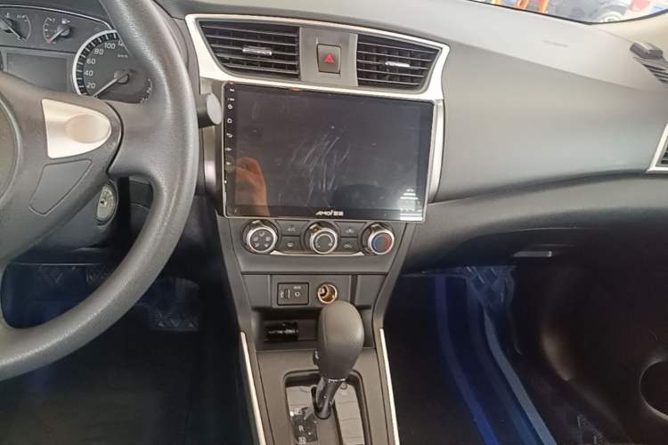 Used Nissan Sylphy 2022 Classic 1.6XE CVT Comfort Edition Audio And AC Panel