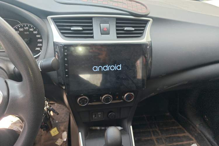 Used Nissan Sylphy 2022 Classic 1.6XE CVT Comfort Edition Audio And AC Panel