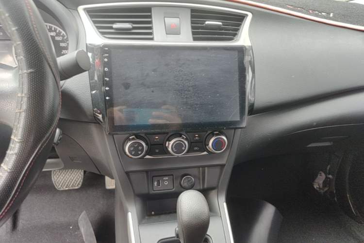 Used Nissan Sylphy 2022 Classic 1.6XE CVT Comfort Edition Audio And AC Panel