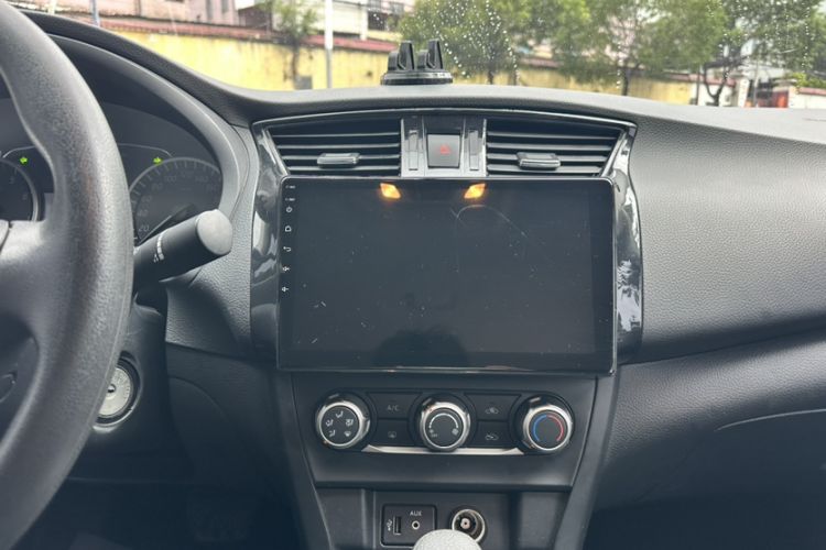 Used Nissan Sylphy 2022 Classic 1.6XE CVT Comfort Edition Audio And AC Panel
