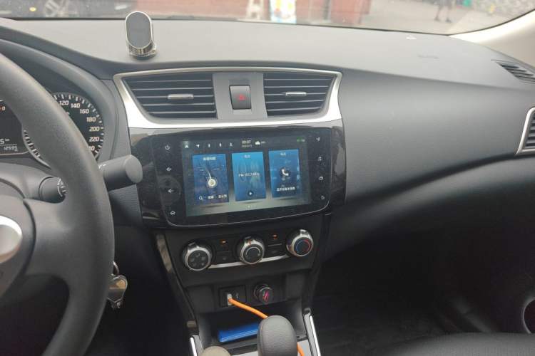 Used Nissan Sylphy 2022 Classic 1.6XL CVT Luxury Edition Audio And AC Panel
