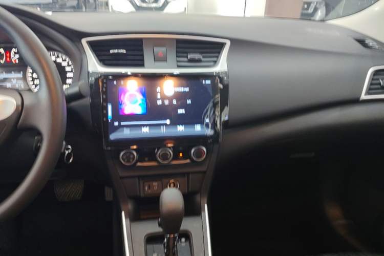 Used Nissan Sylphy 2022 Classic 1.6XE CVT Comfort Edition Audio And AC Panel