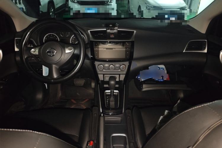 Used Nissan Sylphy 2022 Classic 1.6XL CVT Luxury Edition Center Console