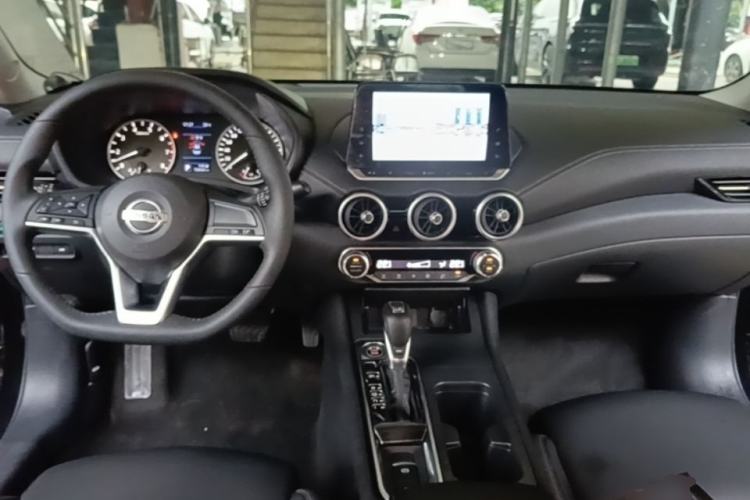 Used Nissan Sylphy 2022 1.6L XL CVT Enjoyment Edition Center Console