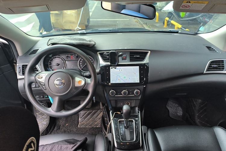 Used Nissan Sylphy 2022 Classic 1.6XL CVT Luxury Edition Center Console