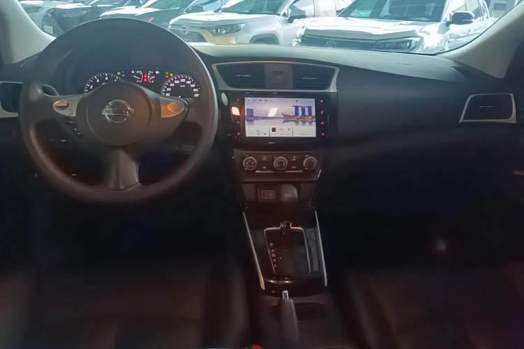 Used Nissan Sylphy 2022 Classic 1.6XL CVT Luxury Edition Center Console