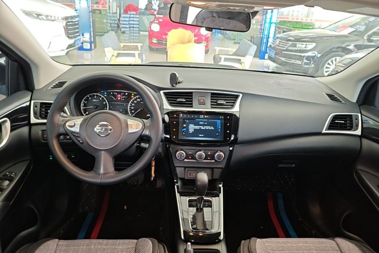Used Nissan Sylphy 2022 Classic 1.6XL CVT Luxury Edition Center Console