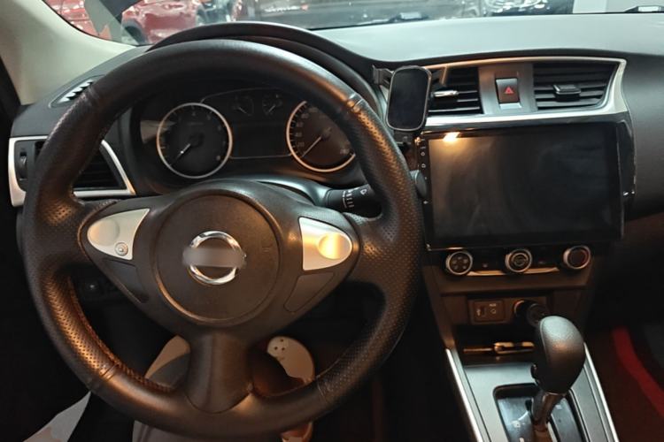 Used Nissan Sylphy 2022 Classic 1.6XE CVT Comfort Edition Center Console