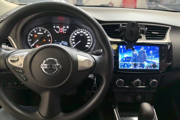 Used Nissan Sylphy 2022 Classic 1.6XL CVT Luxury Edition Center Console