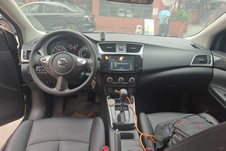 Used Nissan Sylphy 2022 Classic 1.6XL CVT Luxury Edition Center Console