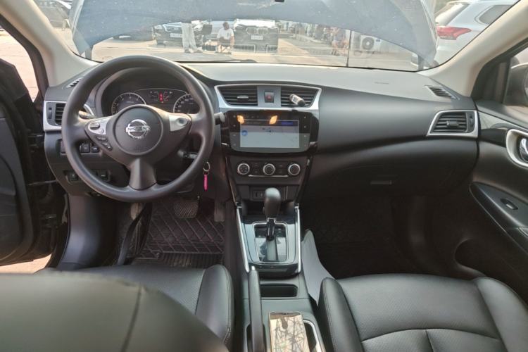 Used Nissan Sylphy 2022 Classic 1.6XL CVT Luxury Edition Center Console