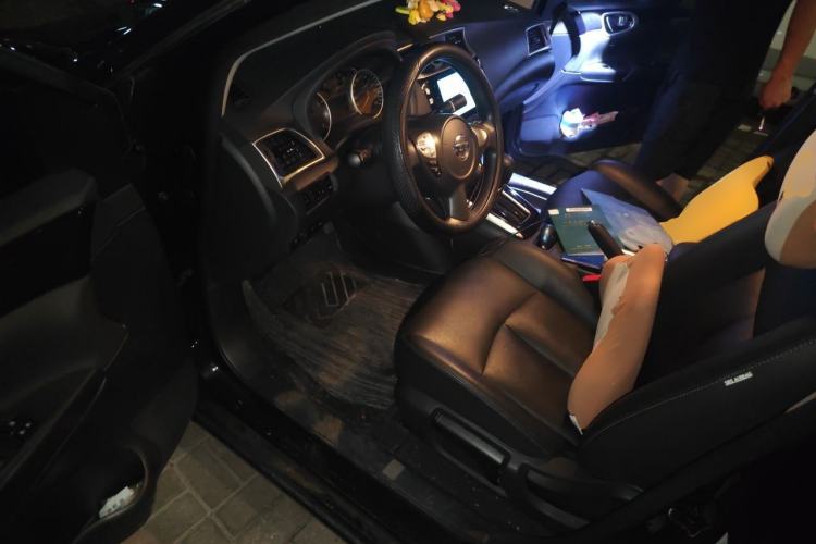 Used Nissan Sylphy 2022 Classic 1.6XL CVT Luxury Edition Driver Seat