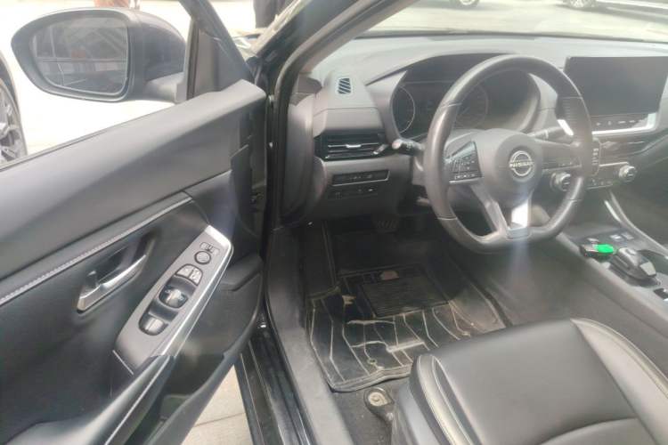 Used Nissan Sylphy 2022 Electric-Drive e-POWER Super Connect PLUS Driver Seat