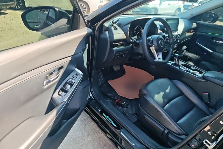 Used Nissan Sylphy 2022 1.6L XL CVT Enjoyment Edition Driver Seat